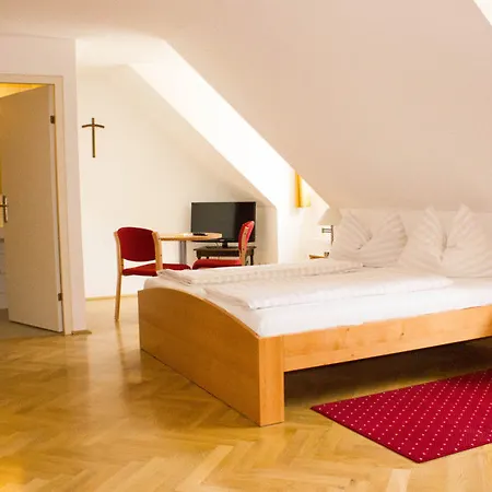 Gaestehaus Im Priesterseminar Affittacamere Salisburgo