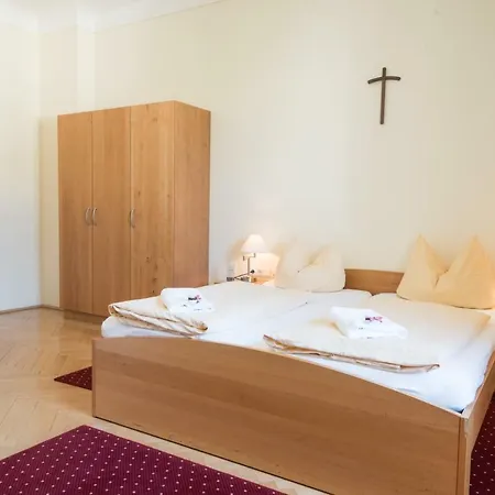 Affittacamere Gaestehaus Im Priesterseminar Salisburgo