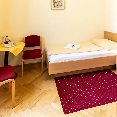 Pensjonat Gaestehaus Im Priesterseminar Salzburg