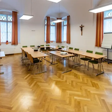 Gaestehaus Im Priesterseminar