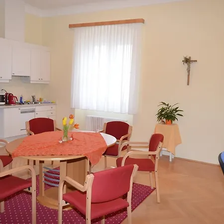 Gaestehaus Im Priesterseminar Pensjonat Salzburg