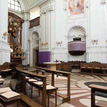 Gaestehaus Im Priesterseminar Pensjonat 3*